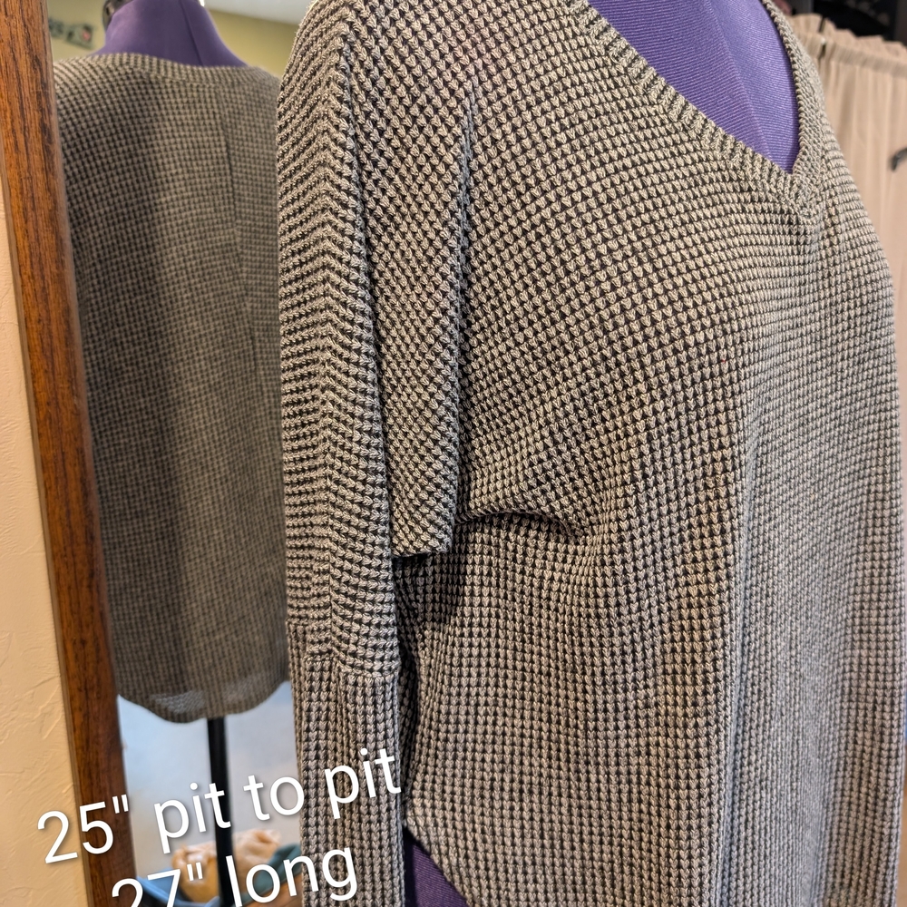 Cozy V-Neck Women's Sweater - Black and White